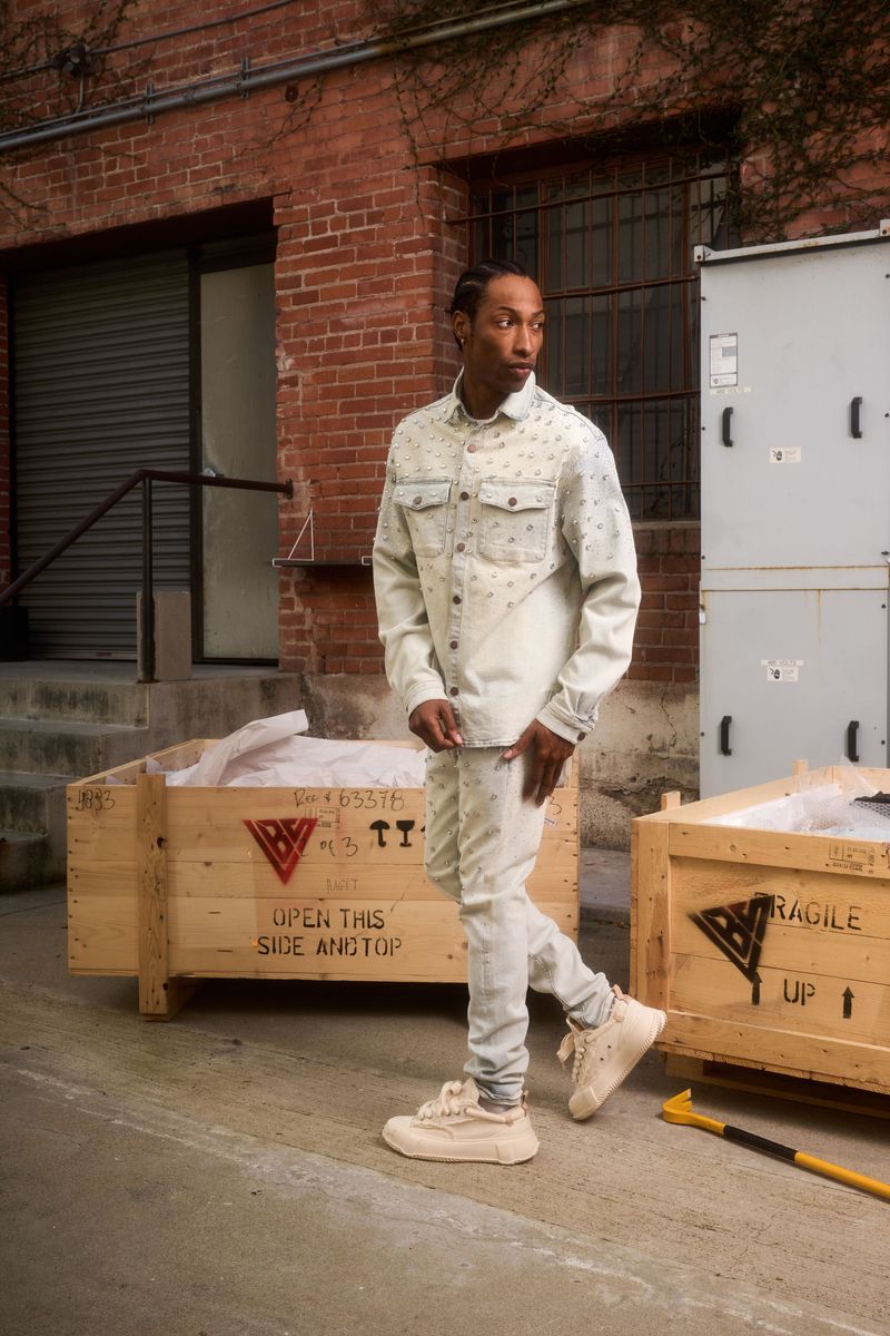 VALABASAS "BLITZ" LT. BLUE WASH DENIM JACKET