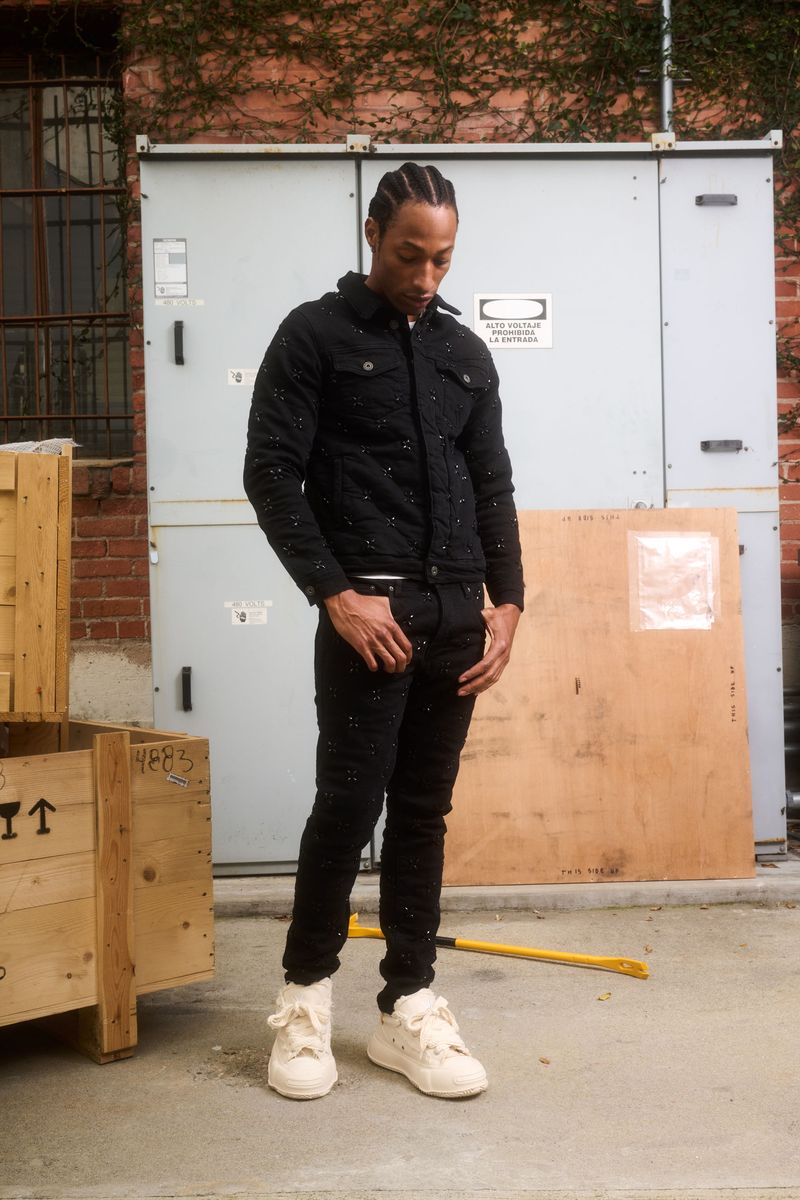 VALABASAS "STEM" BLACK SKINNY JEAN