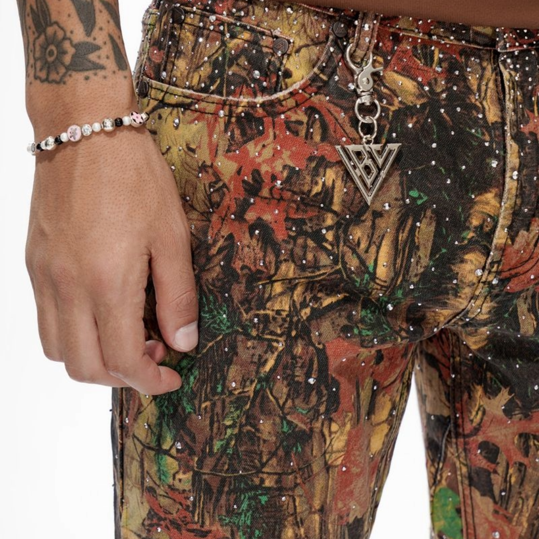 VALABASAS LEAF CAMO STACKED JEANS