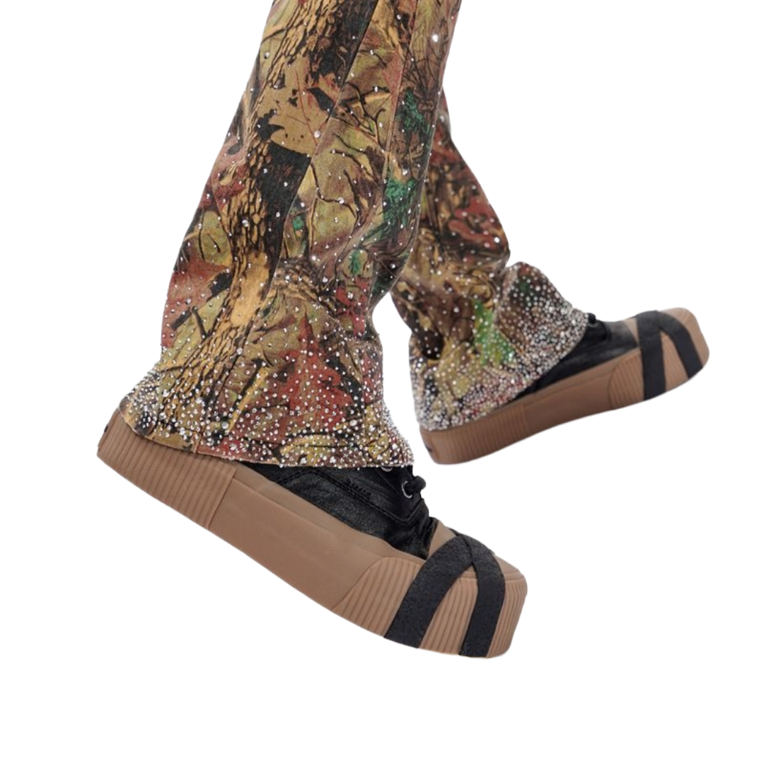 VALABASAS LEAF CAMO STACKED JEANS