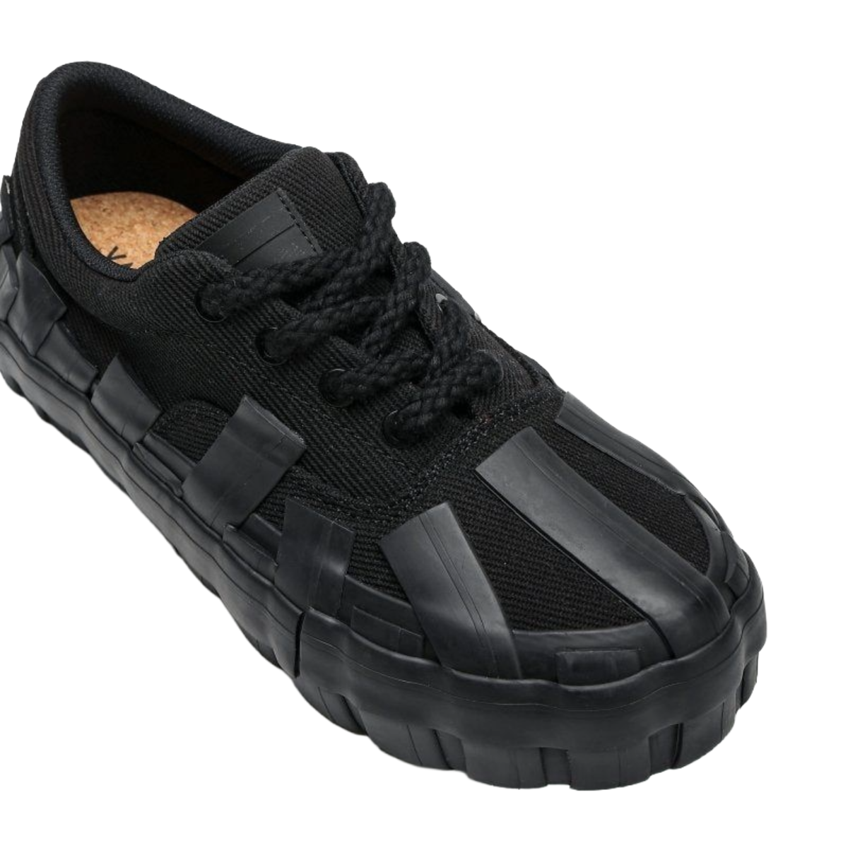 VALABASAS YURATSU 100 TRIPLE BLACK SHOES