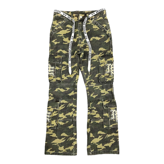 MIXED EMOTION CAMO CARGO PANTS