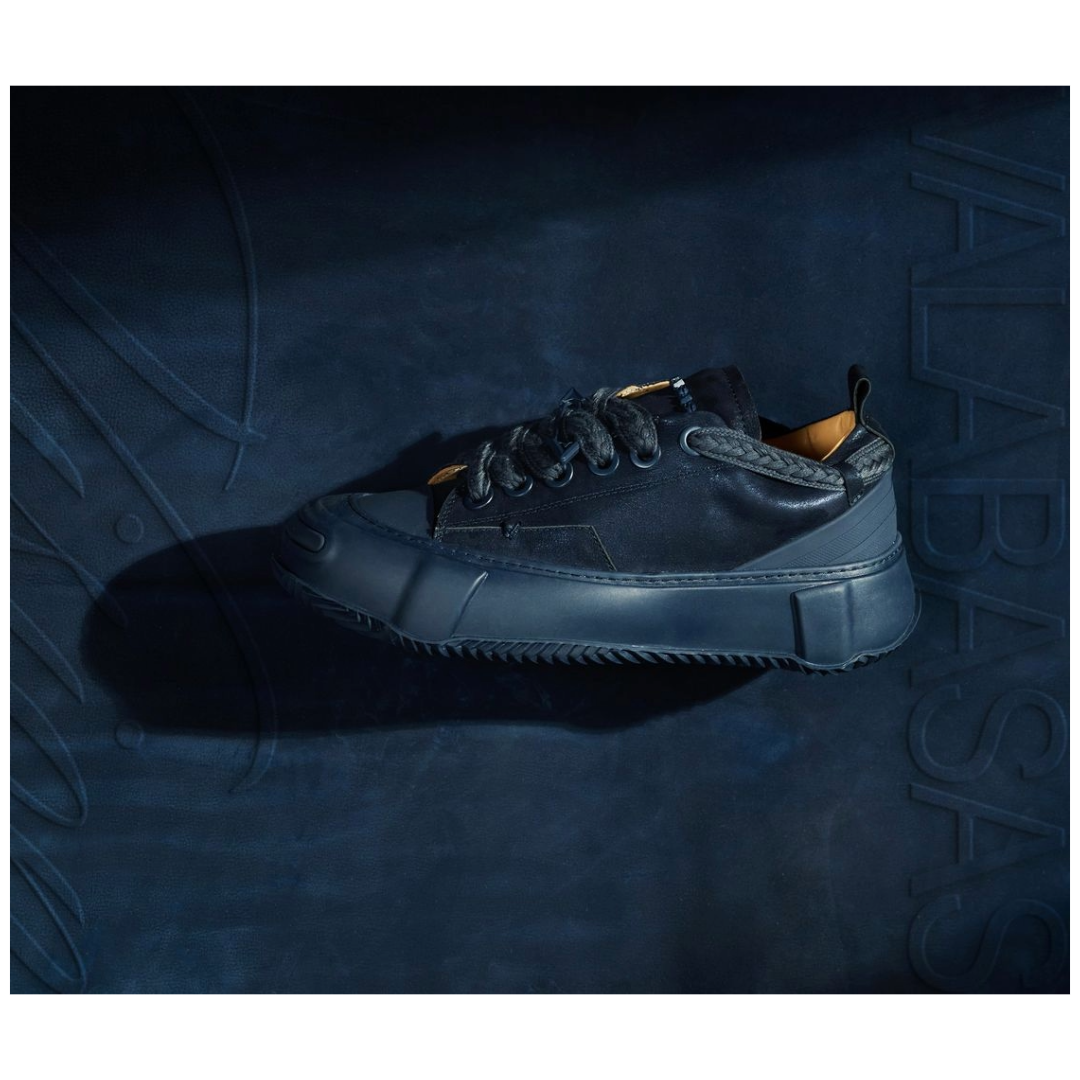 VALABASAS "VISION" NAVY LEATHER LOW TOP