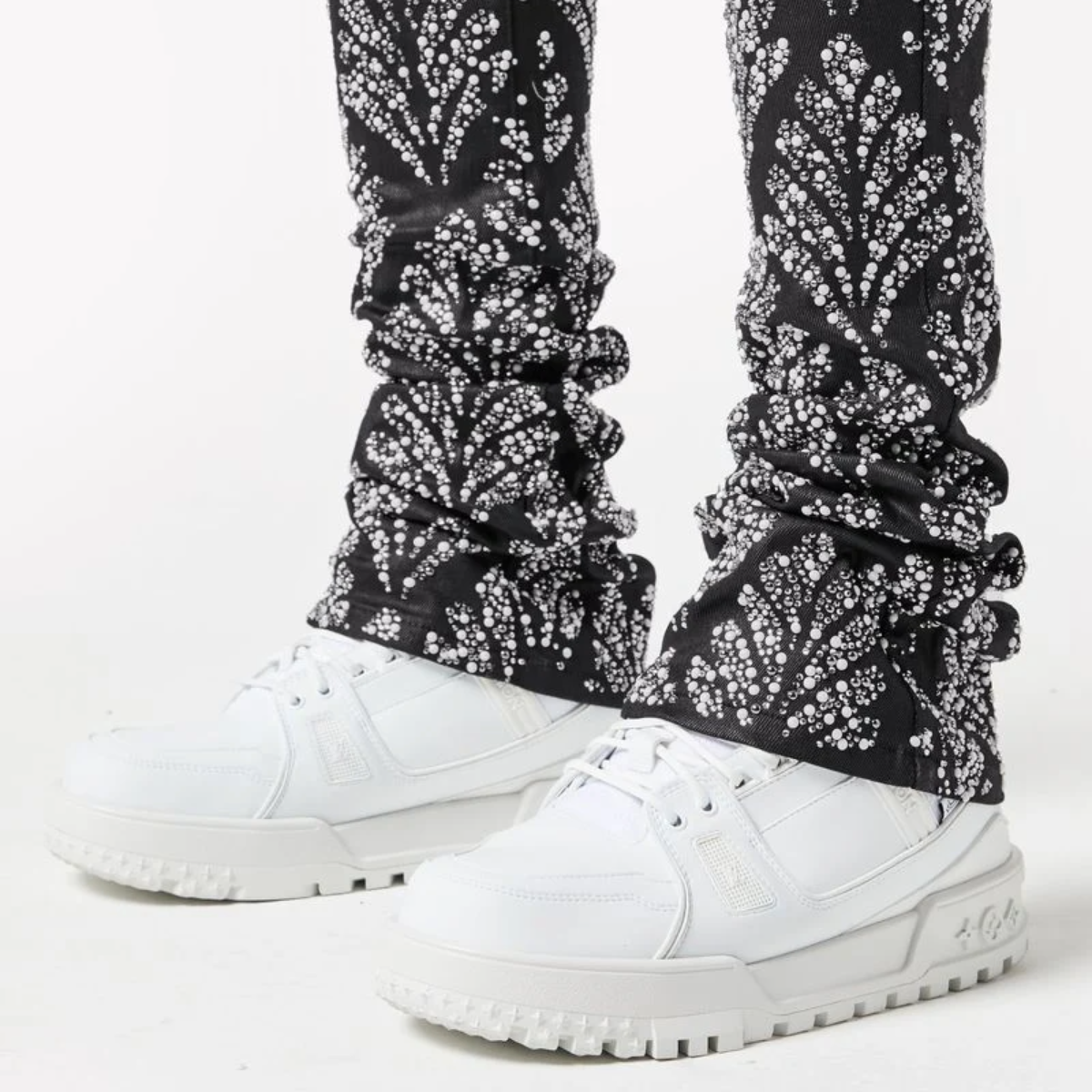 GUAPI OBSIDIAN BLACK EMBELLISHED DENIM