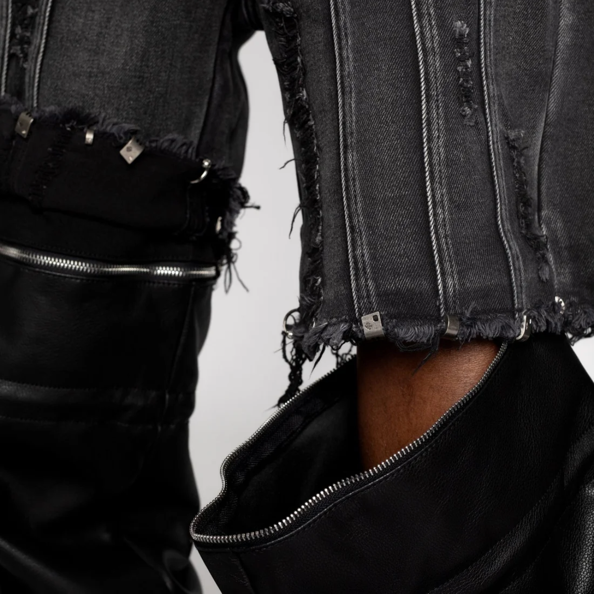 GUAPI OBSIDIAN BLACK CONVERTIBLE DENIM