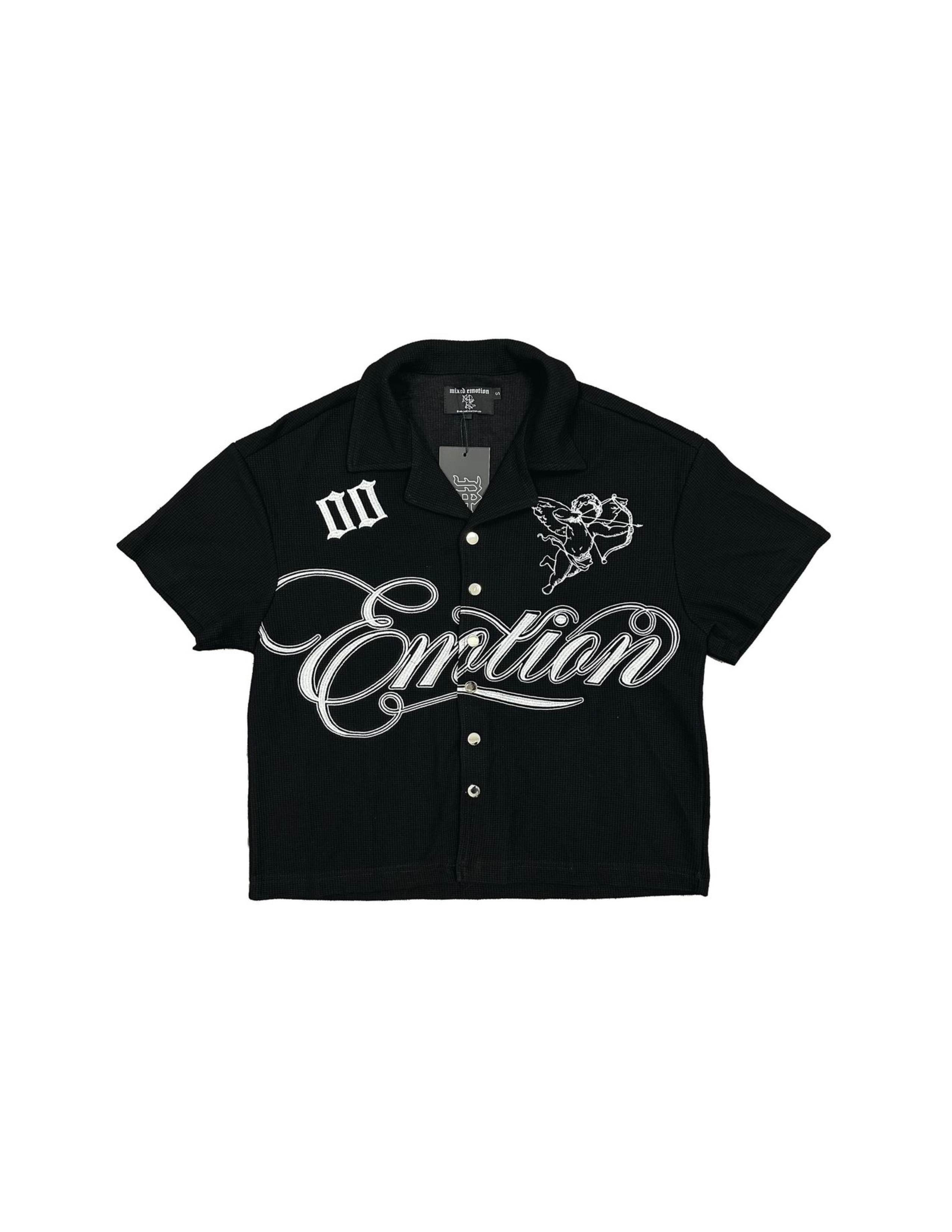 ME "BLACK SIGNATURE BUTTON UP"