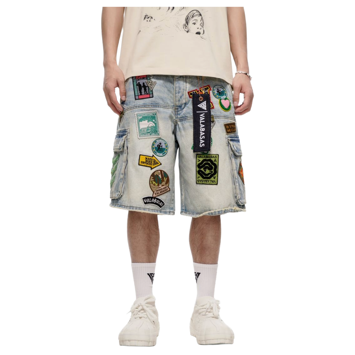 VALABASAS "DISTRICT" LIGHT WASH SHORTS