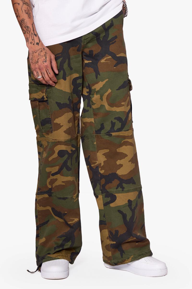 VALABASAS "SAFARI" FOILAGE GREEN BAGGY DENIM JEAN