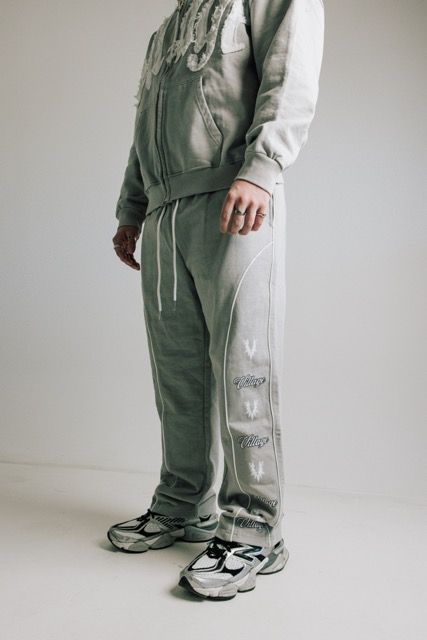 VILLAGE "WASHED" GREY SWEATPANTS