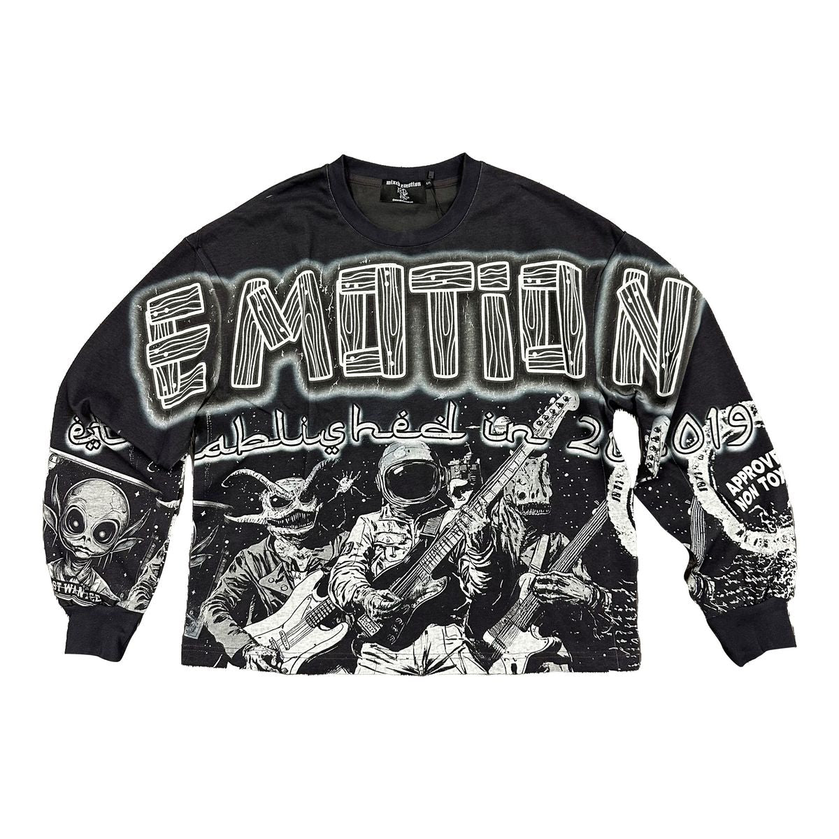 ME 'ASTRO' LONG SLEEVE - BLACK