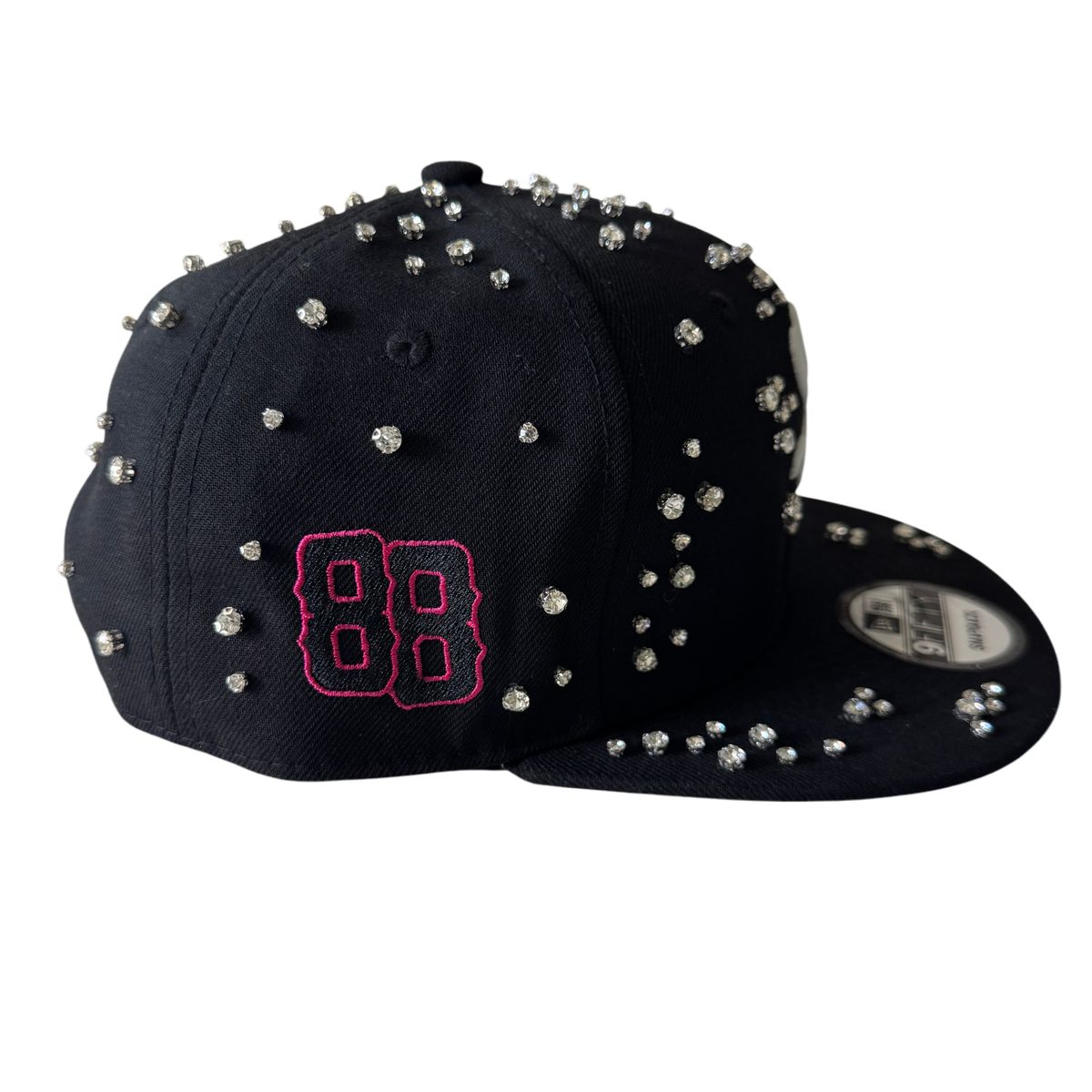 RETROVERT BLACK EMBELLISHED SOX HAT
