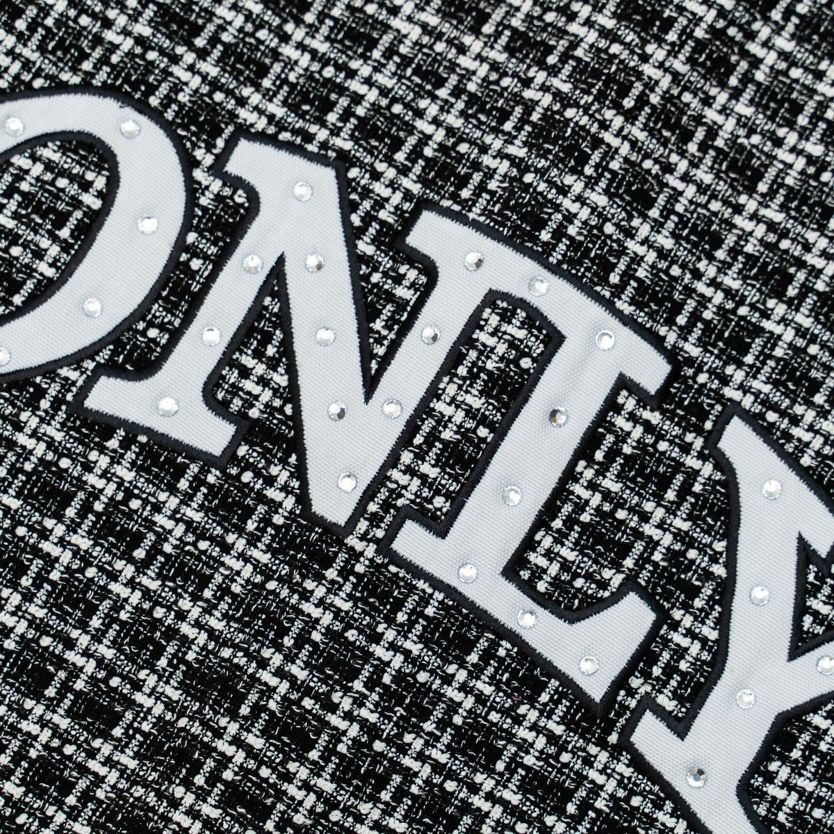 BAO STATIC FLANNEL BUTTON UP BLACK