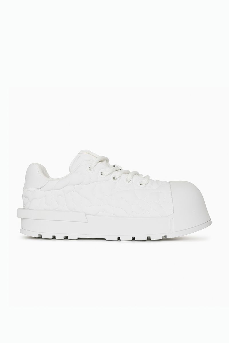 VALABASAS White The Goliath 300 Shoes