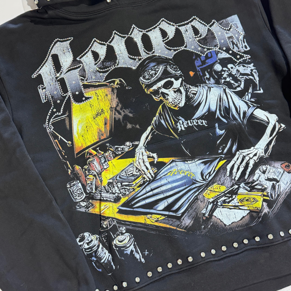 REVEER "NO DAYS OFF" HOODIE