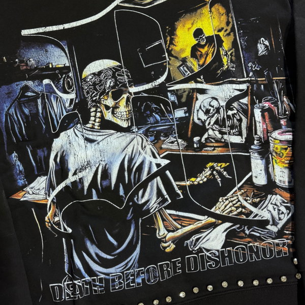 REVEER "NO DAYS OFF" HOODIE