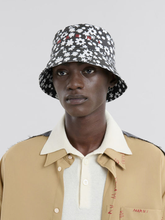 MARNI BUCKET HAT WITH BLACK AND WHITE POP FIELDS MOTIF