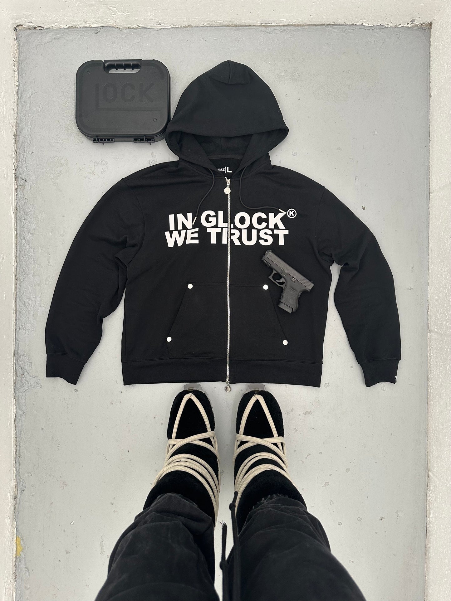 IN GLOCK WE TRUST ZIP UP HOODIE (BLACK)