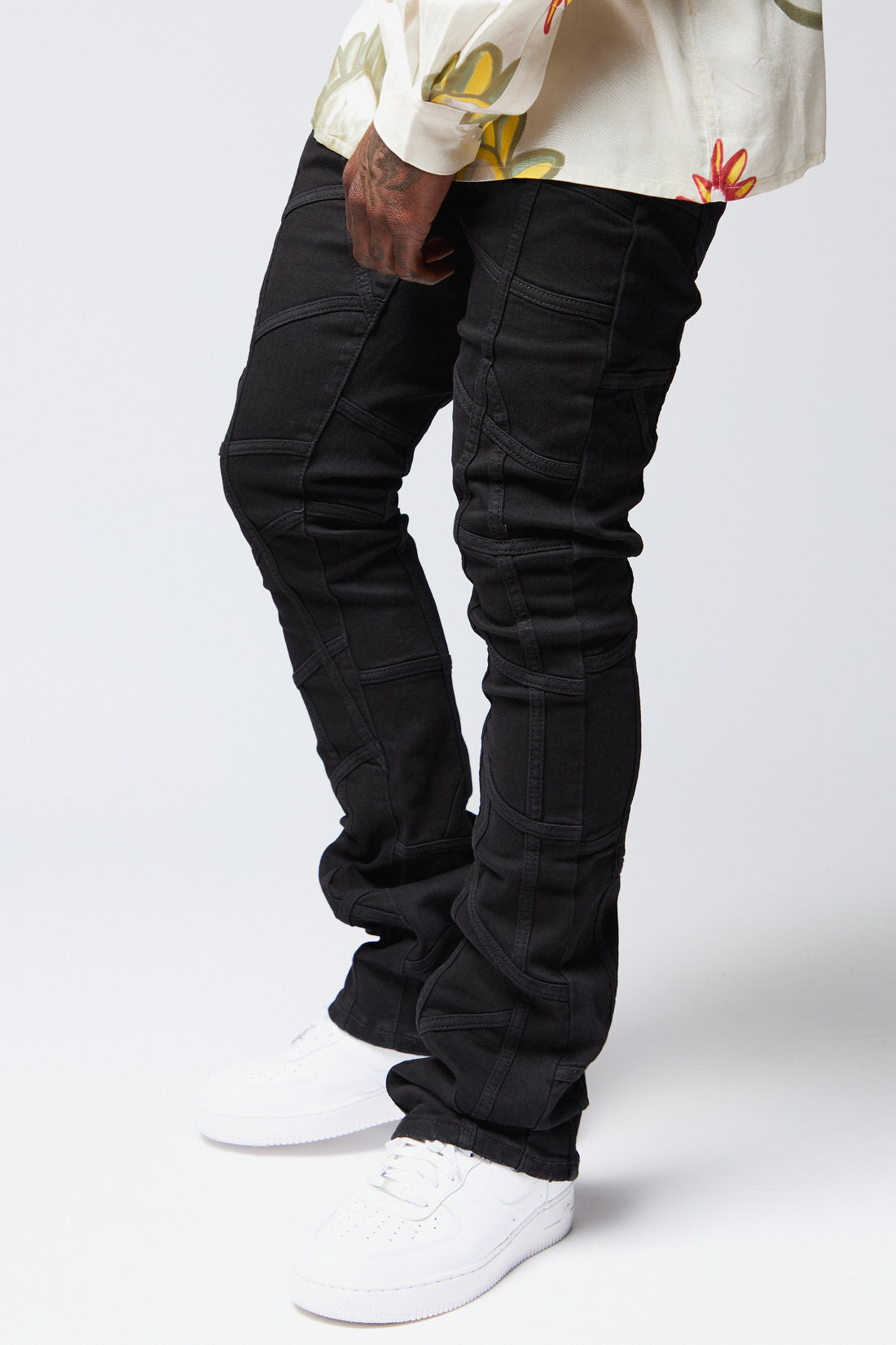 VALABASAS "STREAK" FLARED STACK DENIM