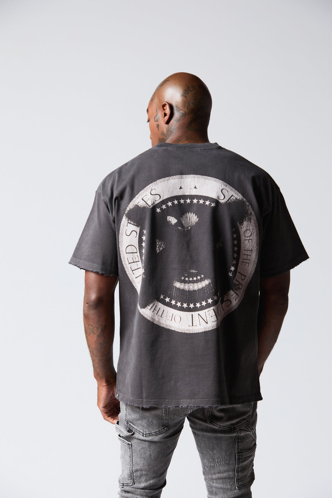 VALABASAS "POWER TO US" VINTAGE BLACK TEE