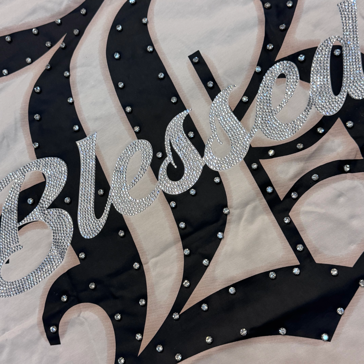 DNA 'MG74' RHINESTONE TEE