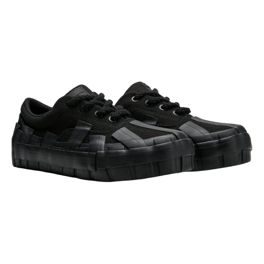 VALABASAS YURATSU 100 TRIPLE BLACK SHOES