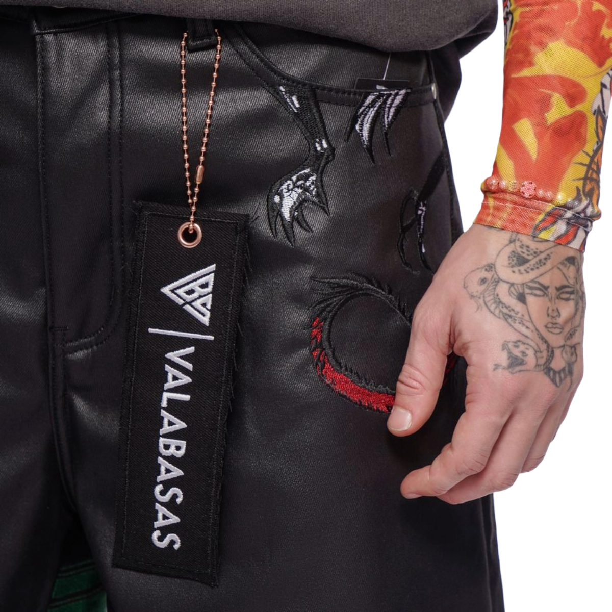 VALABASAS "TATSU" BAGGY DENIM SHORTS
