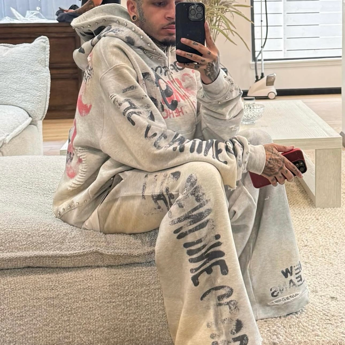 TGC DIRTY WASH HOODIE - WHITE