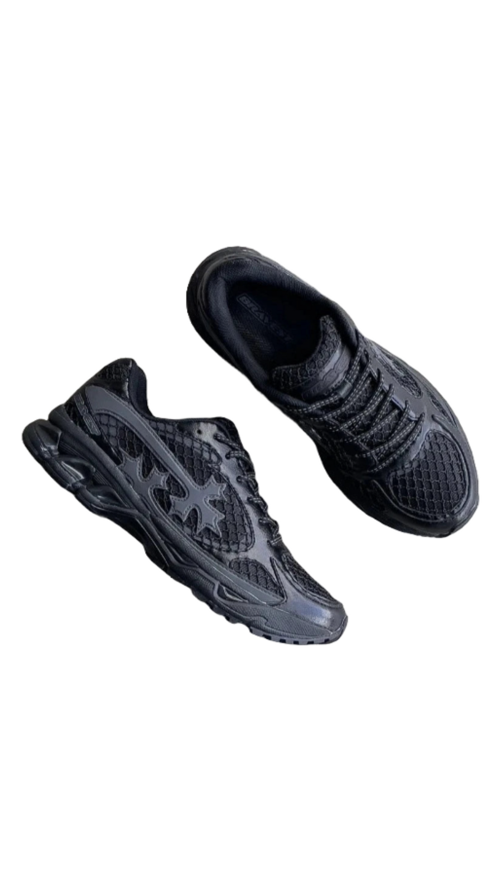 TRIPLE BLACK KROSS KOUNTRY RUNNER