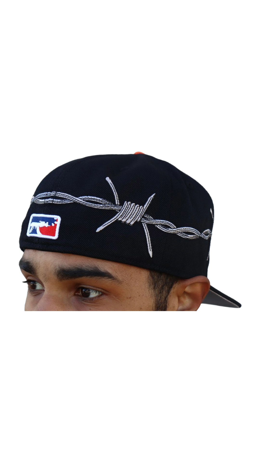 LS BARBWIRE FITTED (WHT)