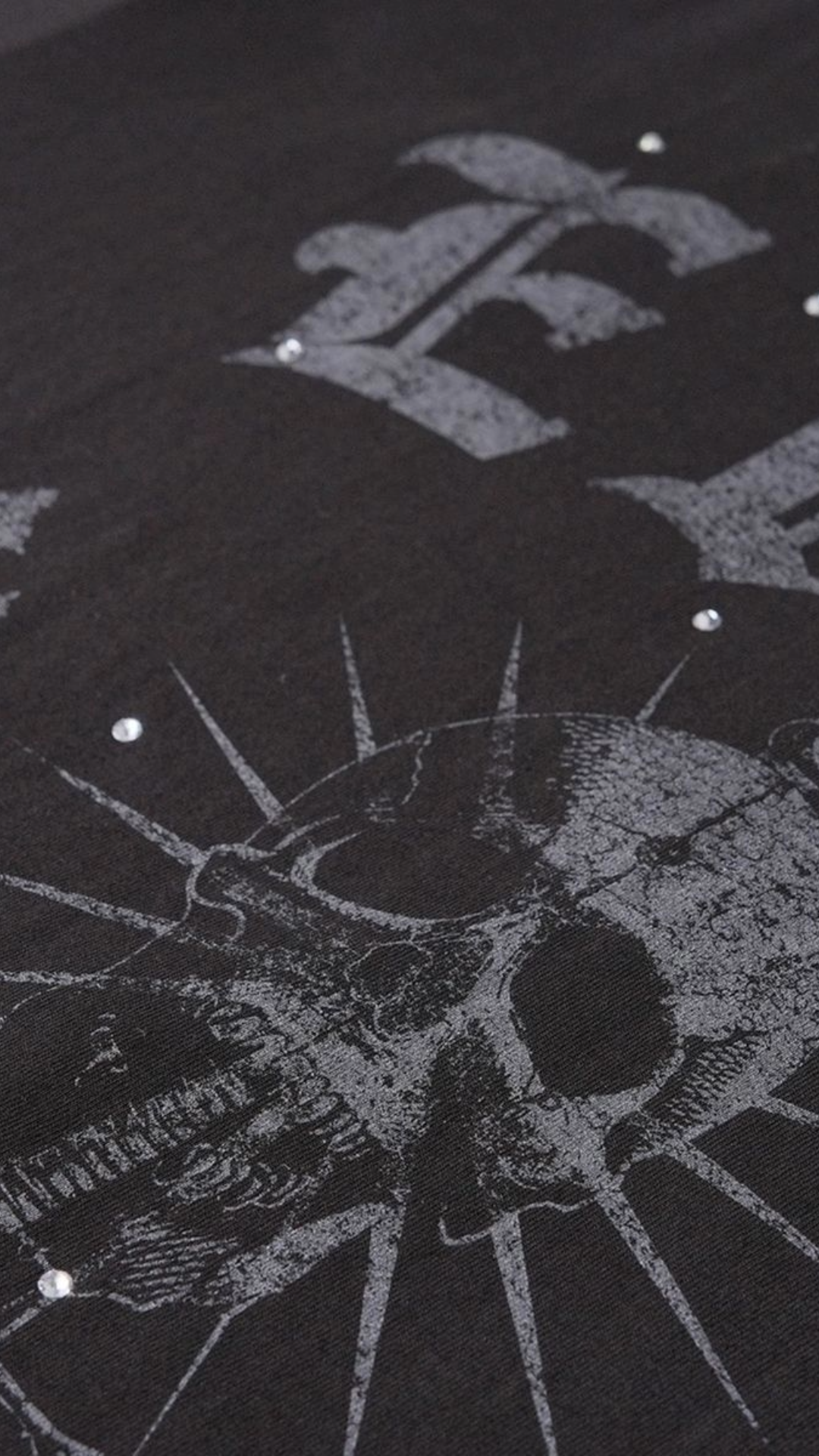 EVOL STATUE TEE