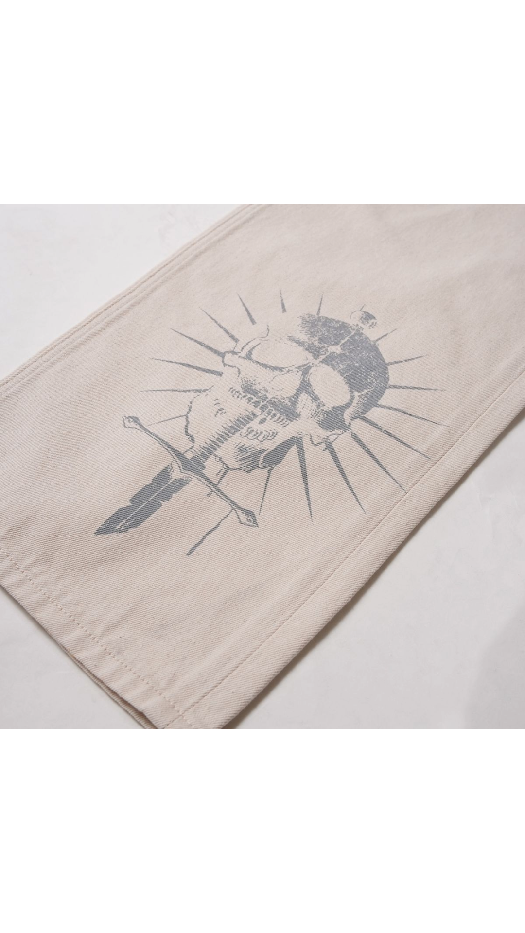 EVOL WHITE TONAL SKULL DENIM