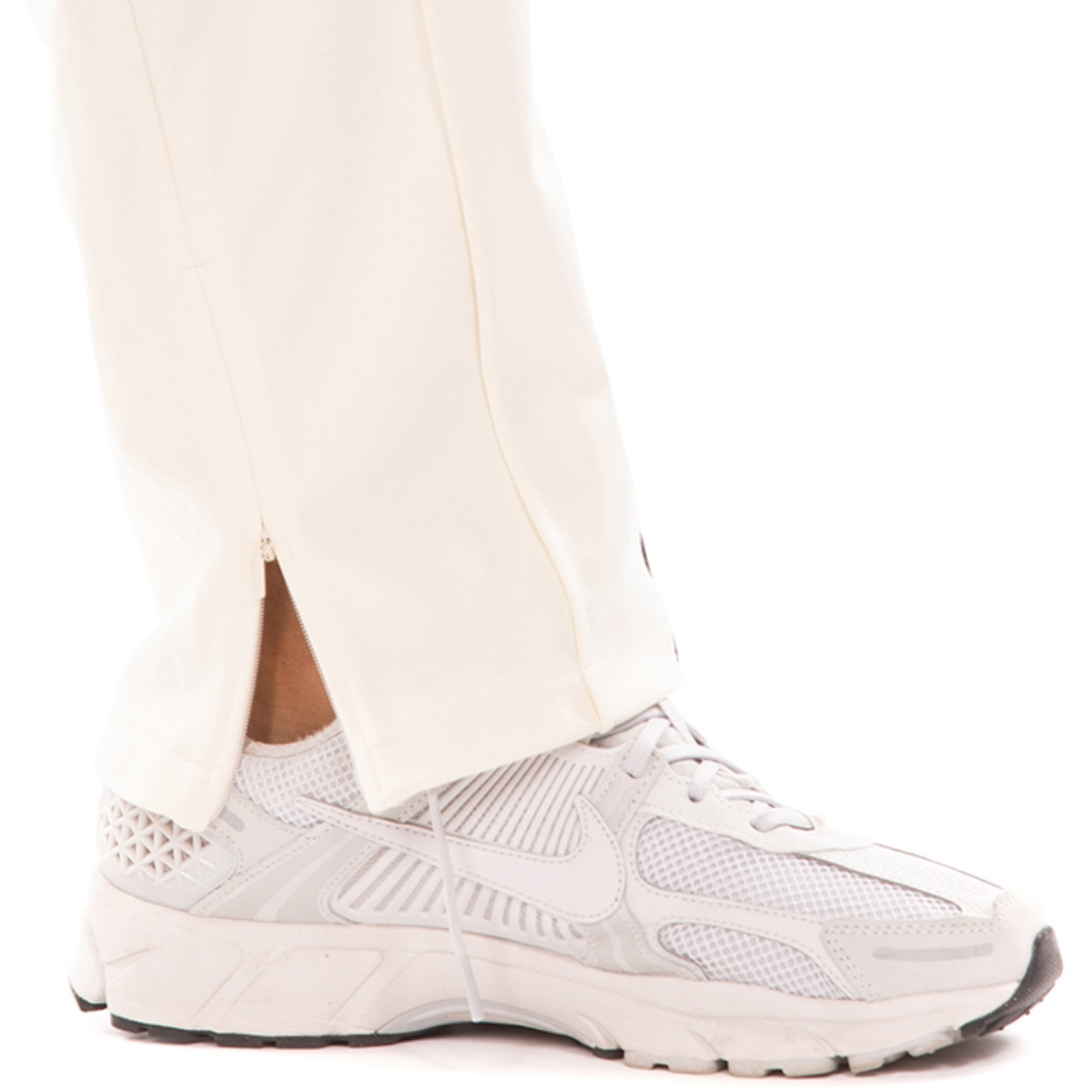 BB BASS TRACK PANTS (LOOSE FIT)