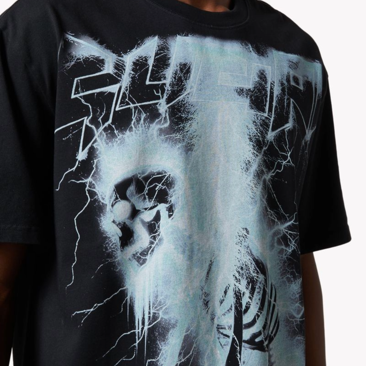 GUAPI BLACK REVIVED TEE V1