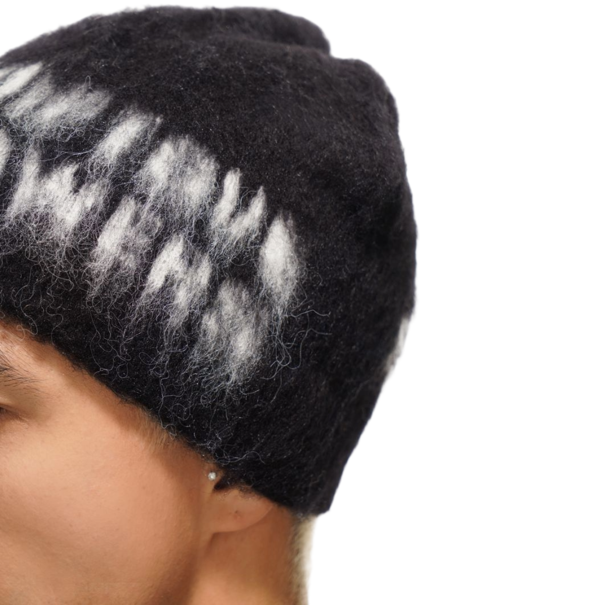 VALABASAS "ZINNIA" MOHAIR BEENIE - BLACK