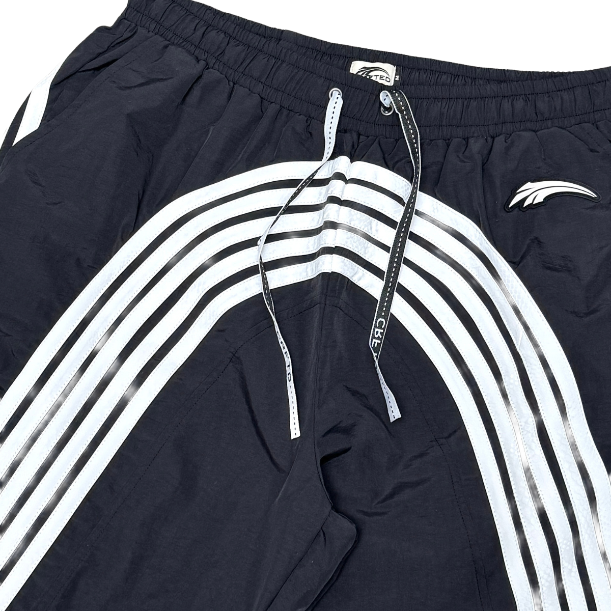 CRAFTED 'BASELINE' SHORTS (BLK)