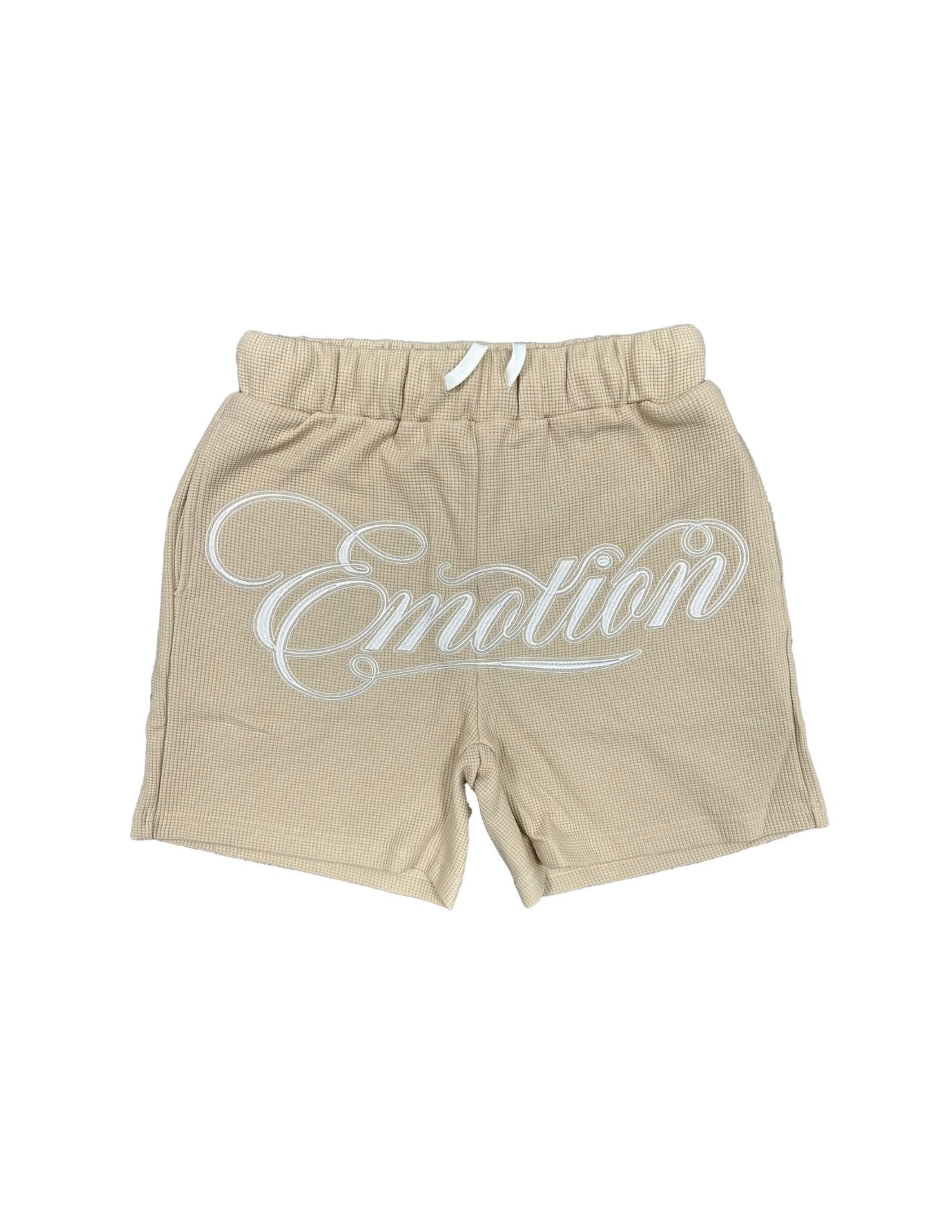 ME "CREAM SIGNATURE BUTTON SHORTS"