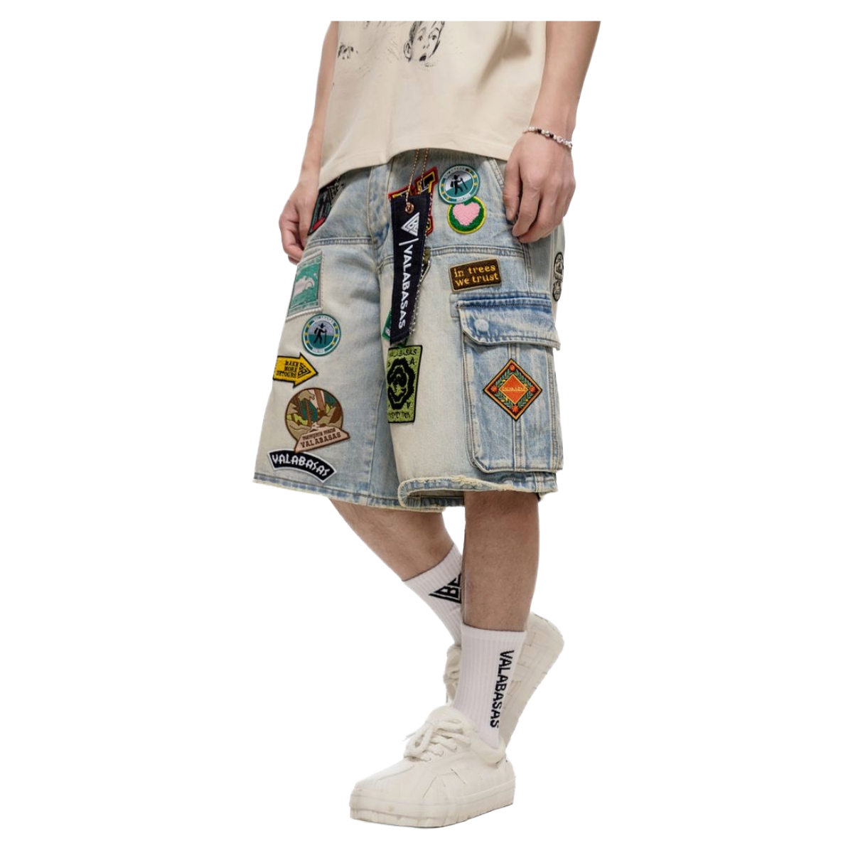 VALABASAS "DISTRICT" LIGHT WASH SHORTS